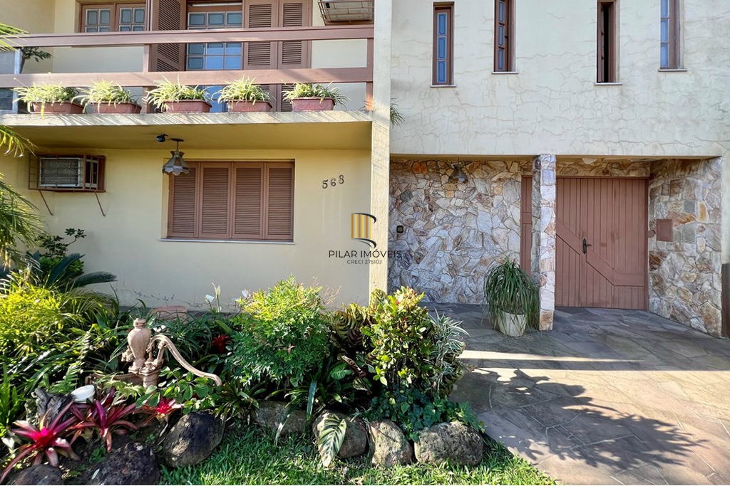 Casa 3 dormitórios no bairro Nossa Senhora das Graças