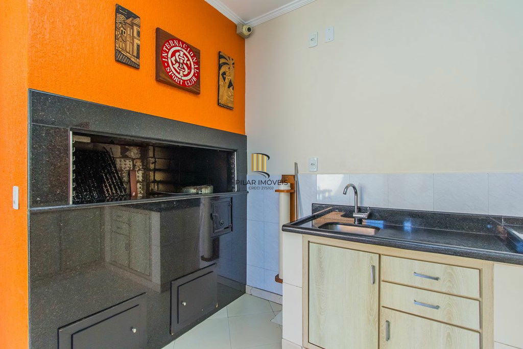 Casa 4 dormitórios no bairro Moinhos de Vento