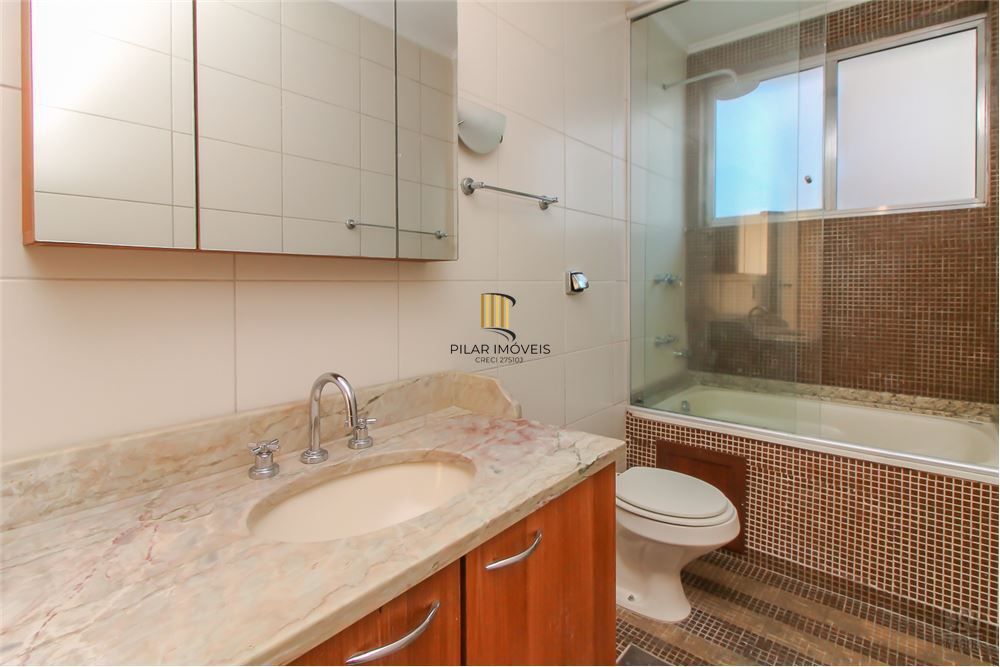 Apartamento 4 dormitórios no bairro Centro Histórico