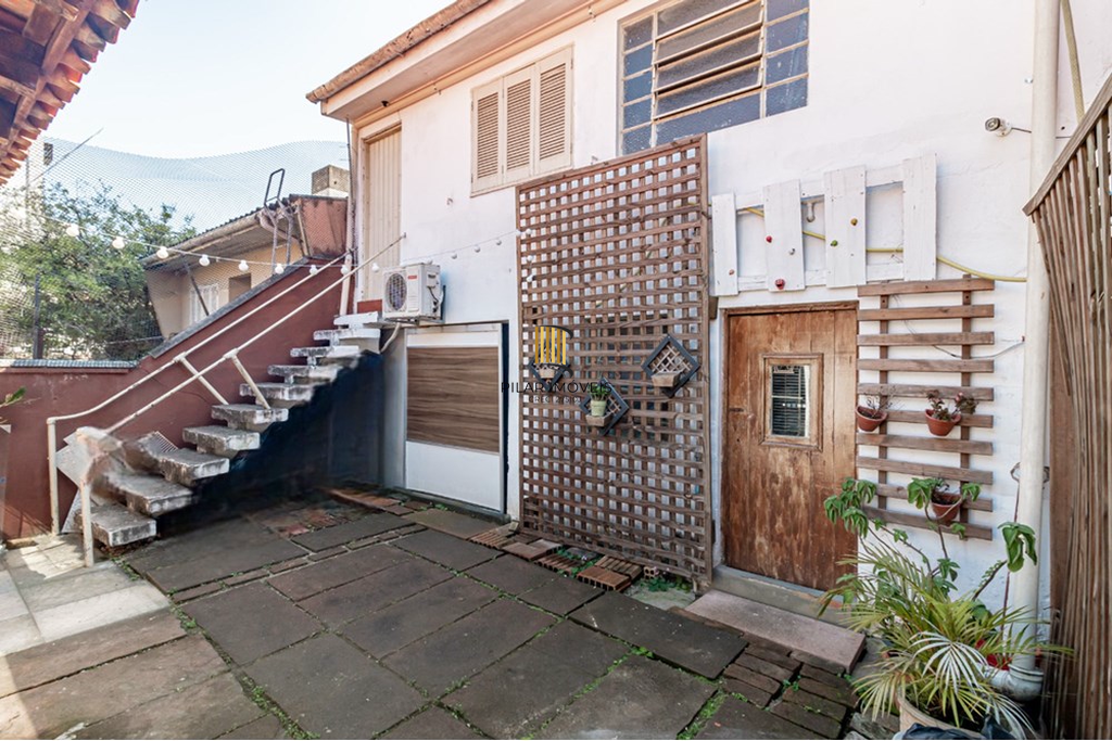 Casa 3 dormitórios no bairro Petrópolis