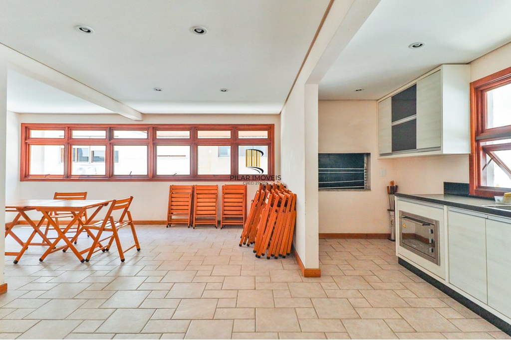 Cobertura 3 dormitórios no bairro Petrópolis