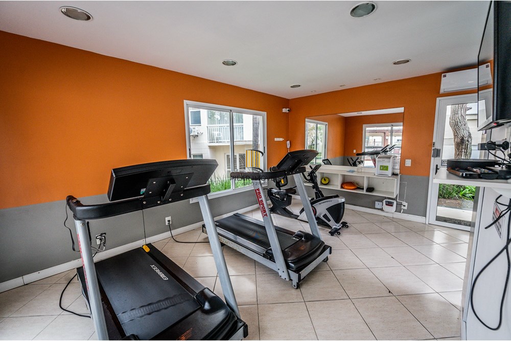 Apartamento 2 dormitórios no bairro Camaquã