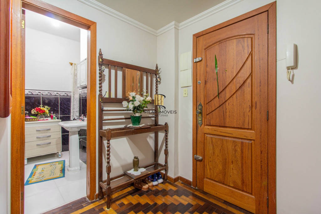 Apartamento 3 dormitórios no bairro Cidade Baixa