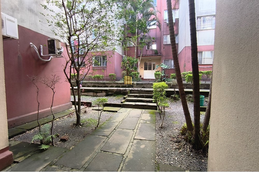 Apartamento 2 dormitórios no bairro Maria Regina