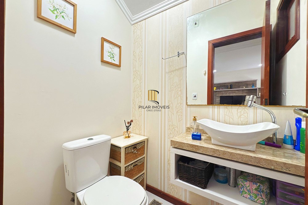 Casa de Condomínio 3 dormitórios no bairro Hípica