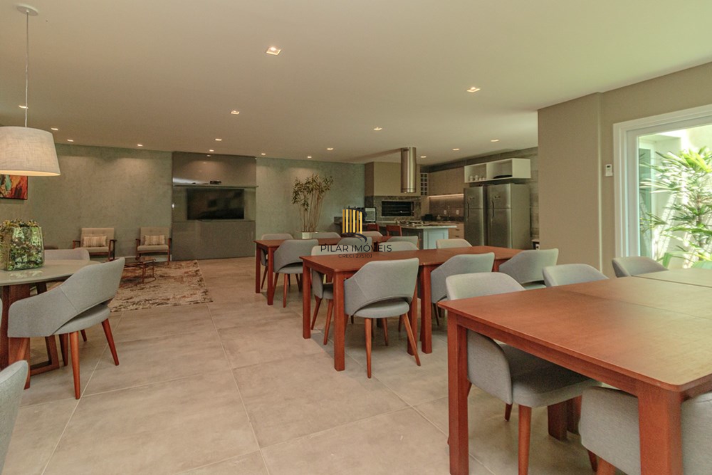 Apartamento 2 dormitórios no bairro Menino Deus