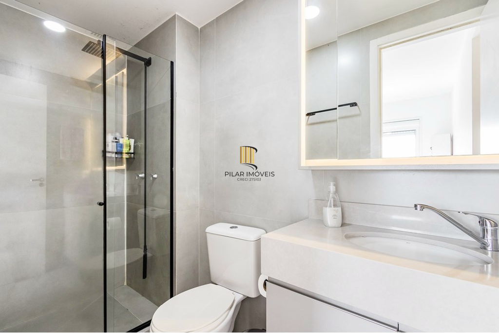 Apartamento 2 dormitórios no bairro Azenha