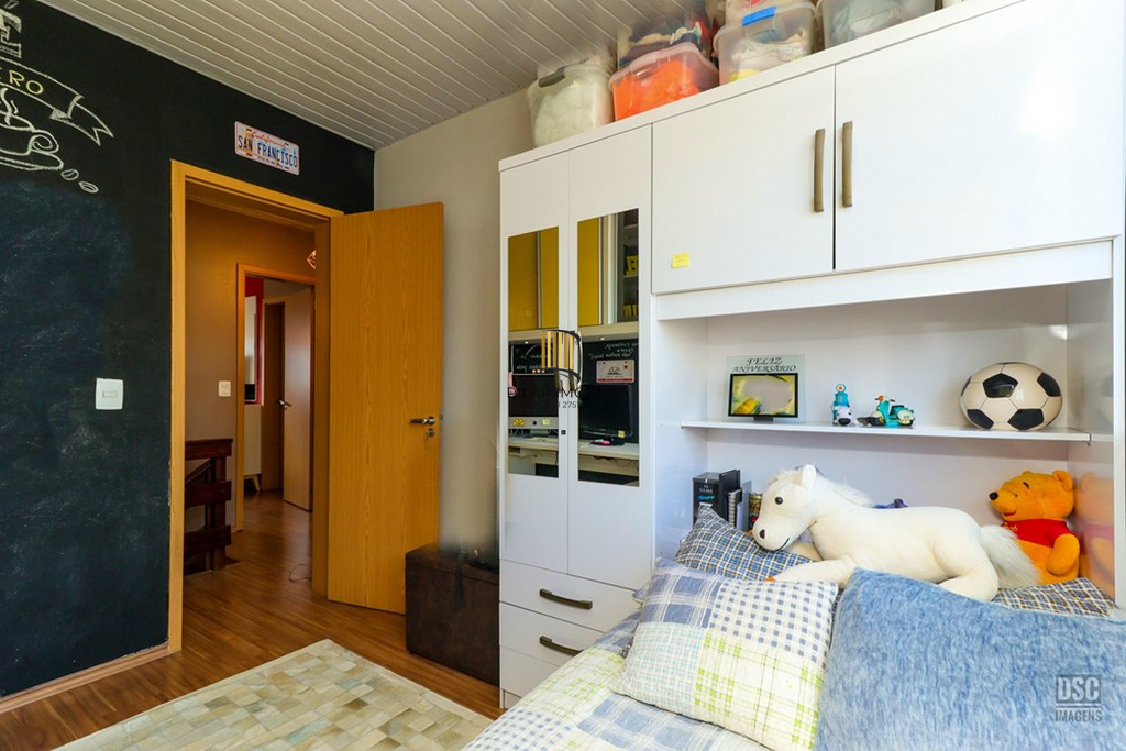 Casa de Condomínio 3 dormitórios no bairro Hípica