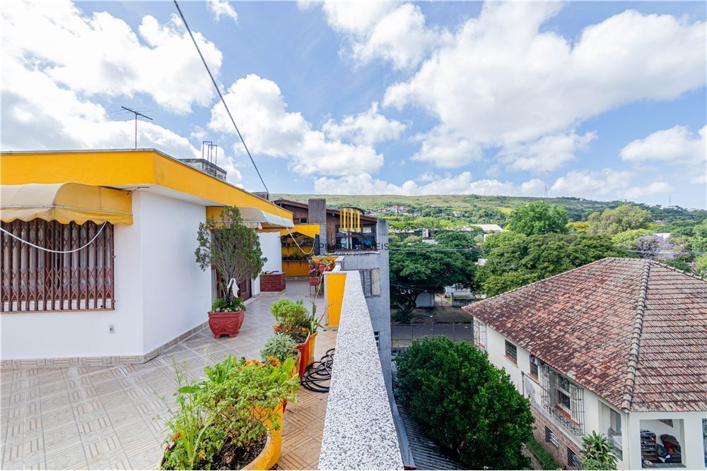 Cobertura 2 dormitórios no bairro Nonoai