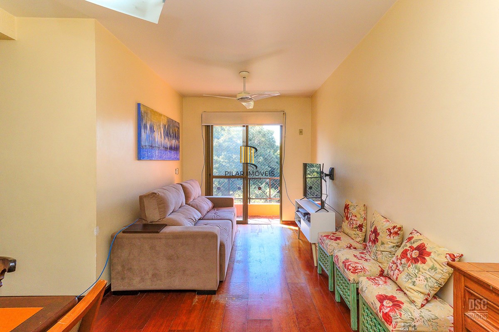 Apartamento 3 dormitórios no bairro Jardim Carvalho
