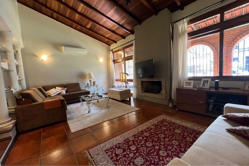 Casa 3 dormitórios no bairro Santana