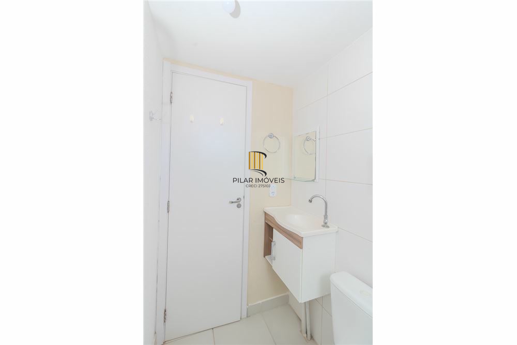 Apartamento 2 dormitórios no bairro Lomba do Pinheiro