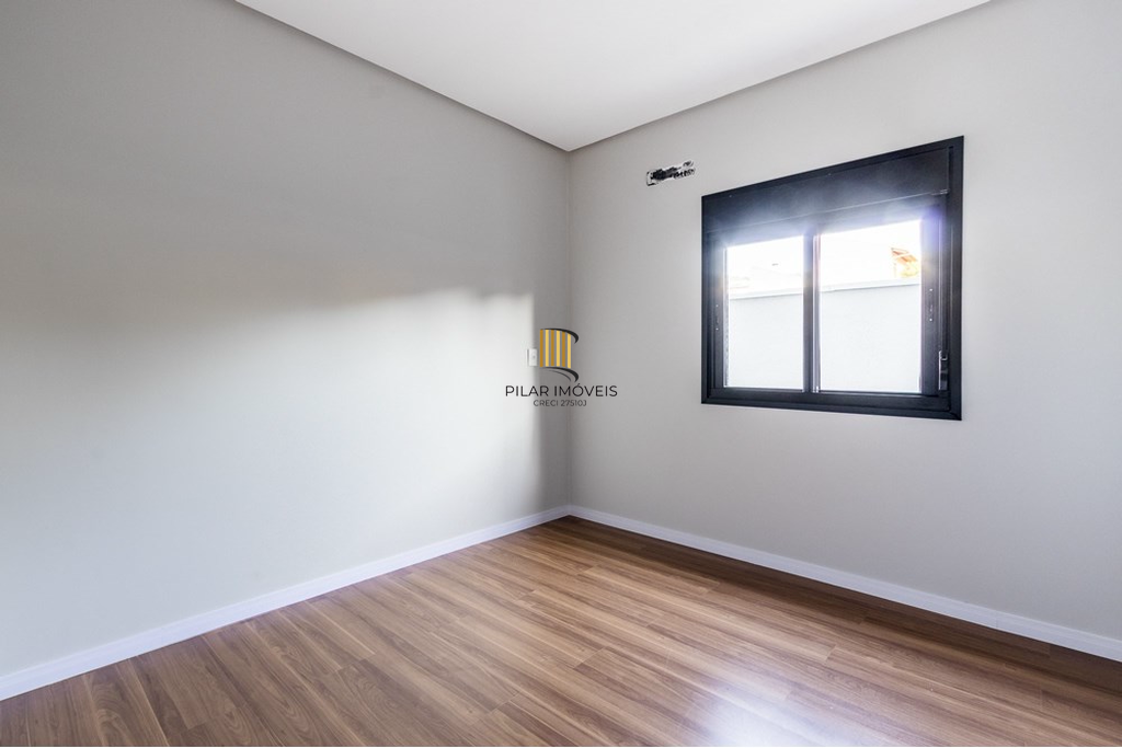 Casa 3 dormitórios no bairro Morro Santana