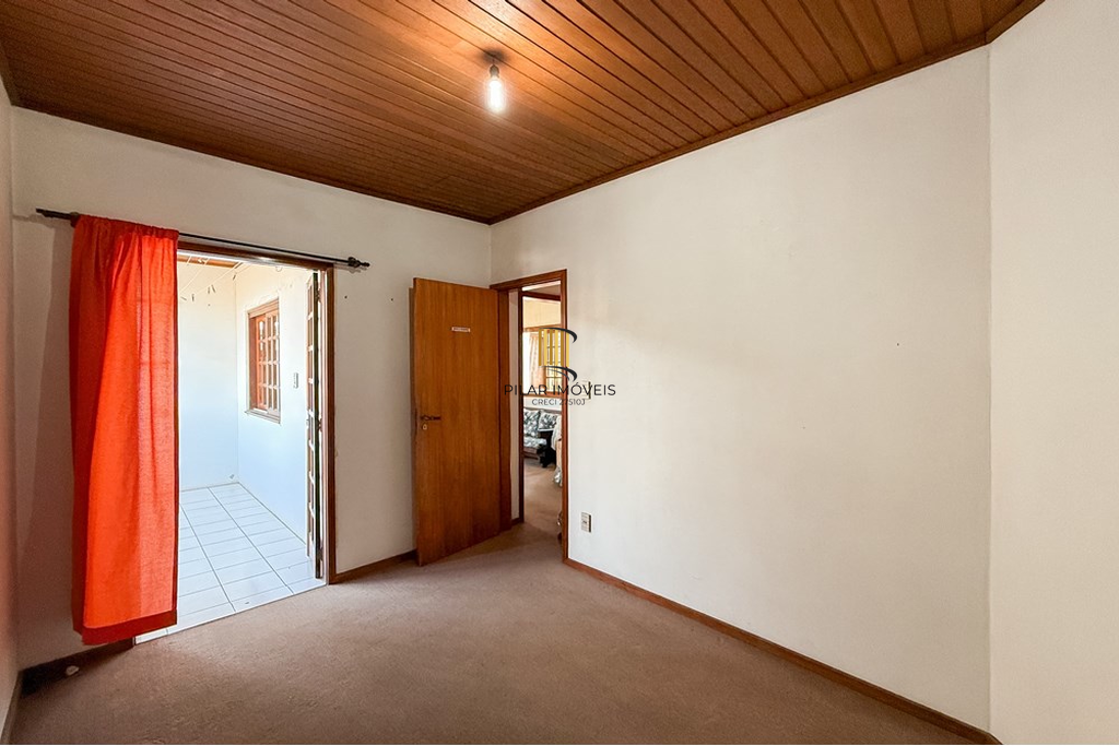 Casa 4 dormitórios no bairro Liberdade
