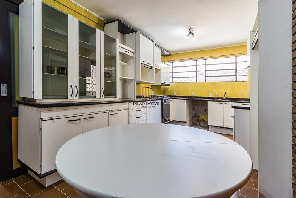 Casa 4 dormitórios no bairro Jardim Lindóia