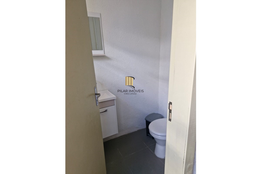 Casa 4 dormitórios no bairro Vila Nova