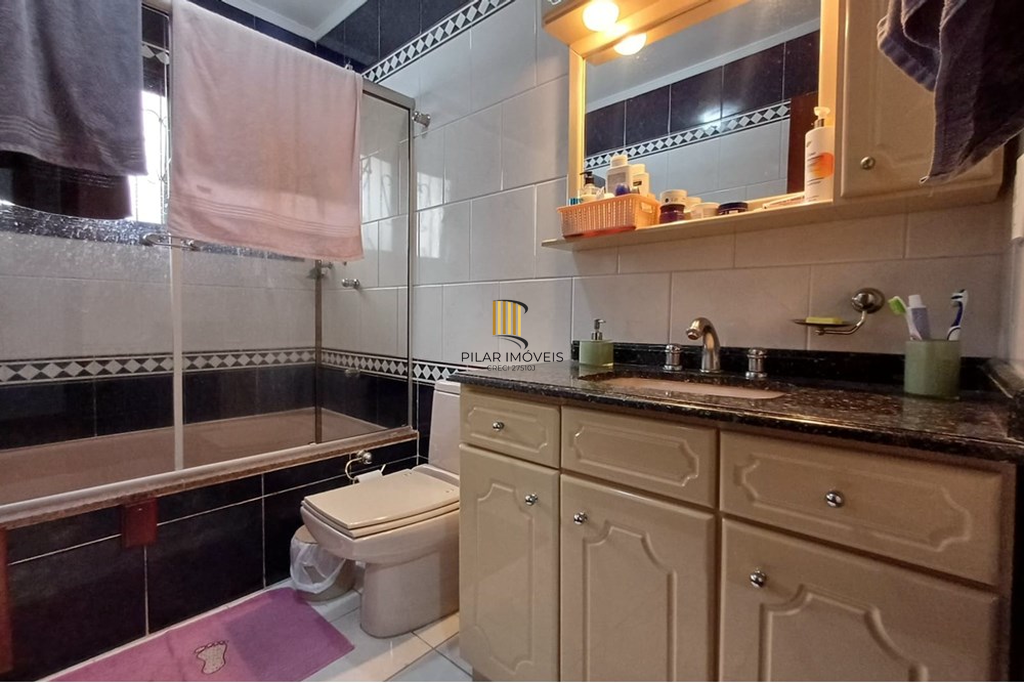 Casa 3 dormitórios no bairro Jardim do Salso