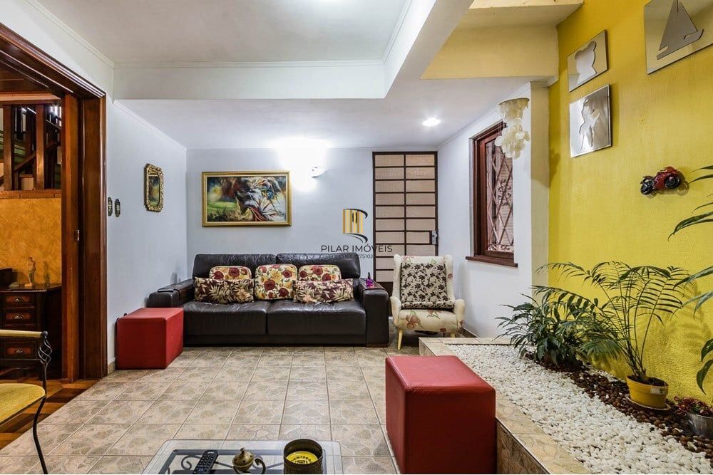 Casa 3 dormitórios no bairro Vila Ipiranga