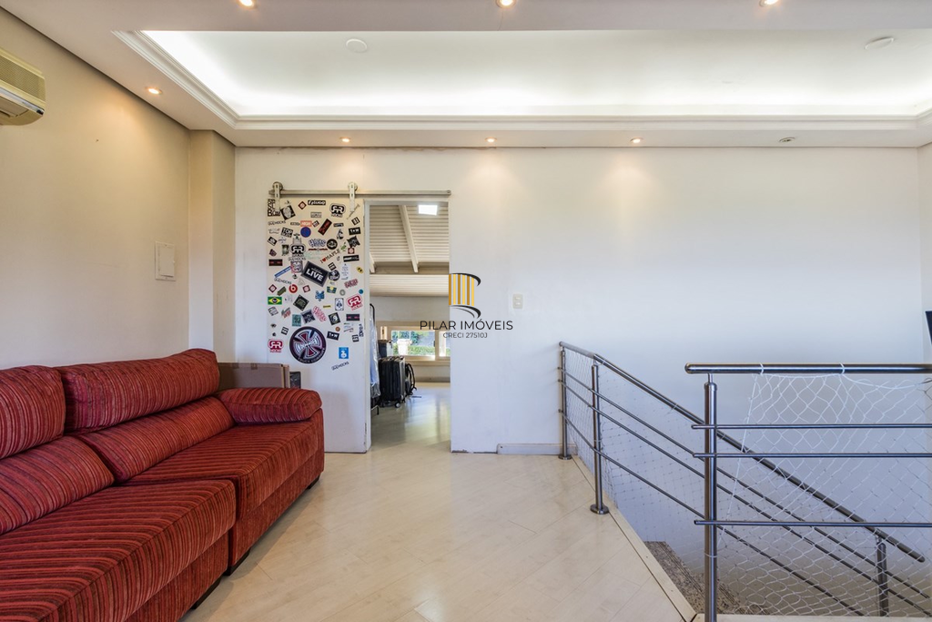 Casa de Condomínio 4 dormitórios no bairro Tristeza