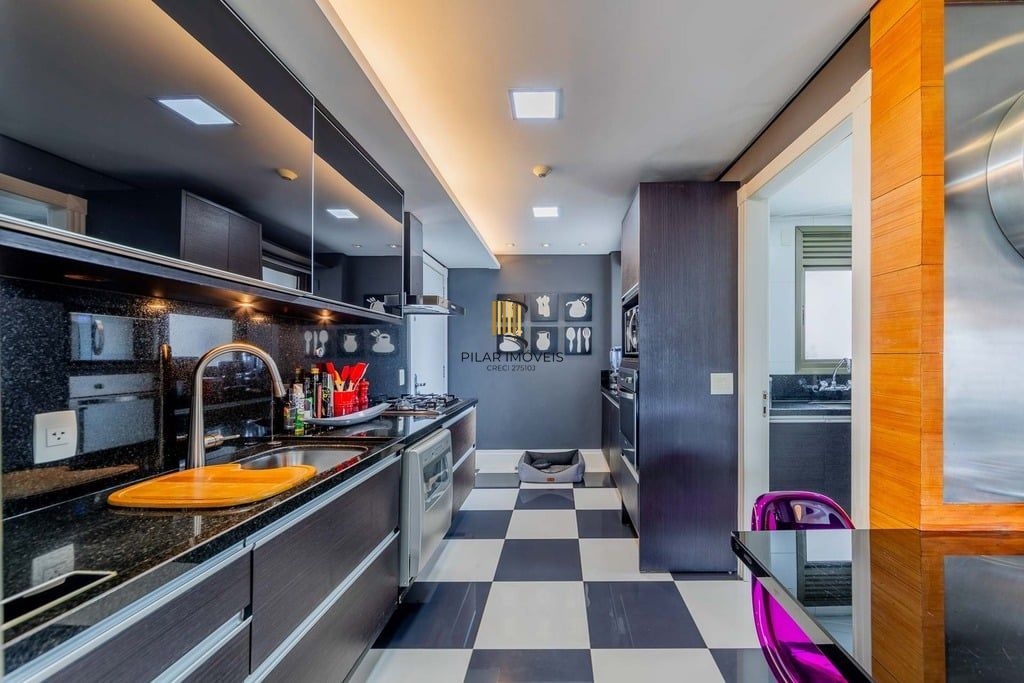 Apartamento 3 dormitórios no bairro Moinhos de Vento