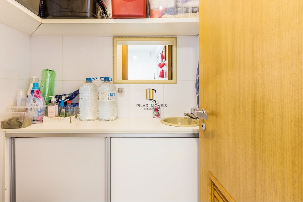 Apartamento 3 dormitórios no bairro Menino Deus