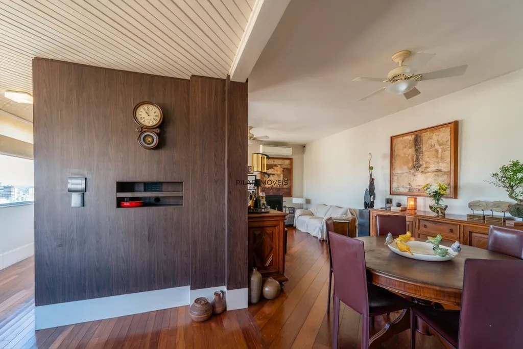 Apartamento 3 dormitórios no bairro Mont Serrat