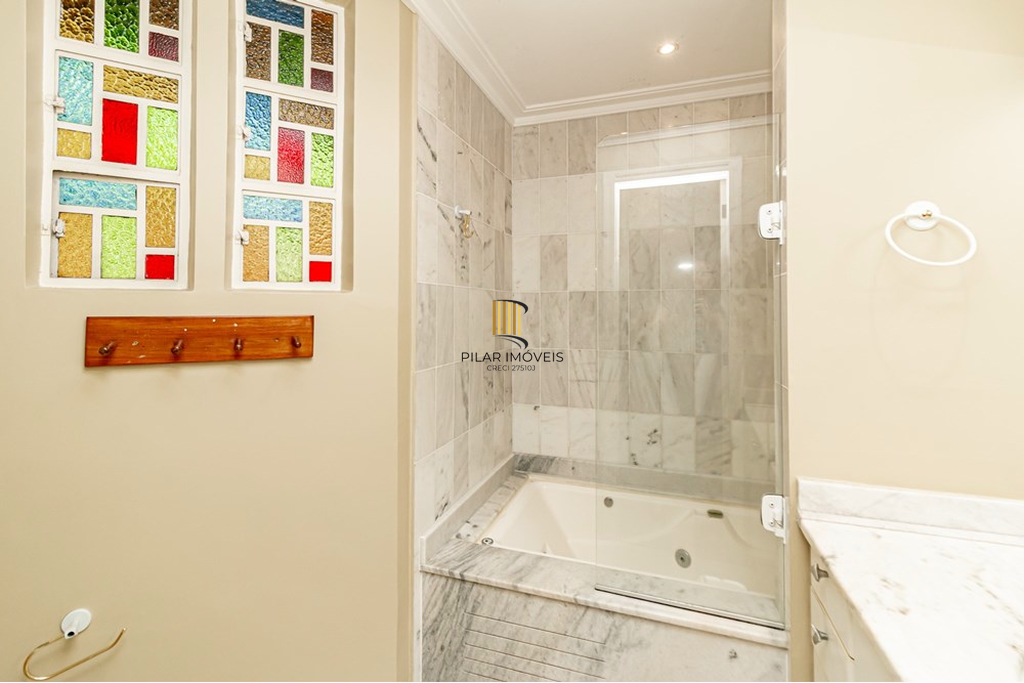 Casa de Condomínio 4 dormitórios no bairro Bela Vista