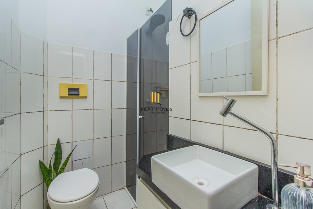 Apartamento 2 dormitórios no bairro Marechal Rondon