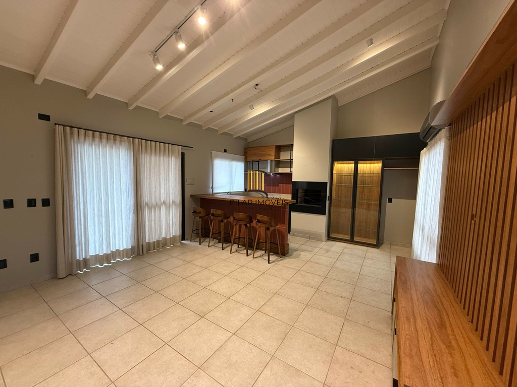 Cobertura 3 dormitórios no bairro Petrópolis