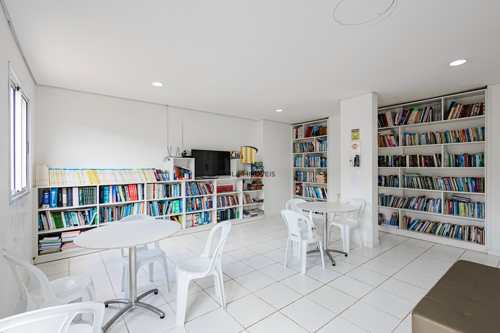 Apartamento 2 dormitórios no bairro São Sebastião