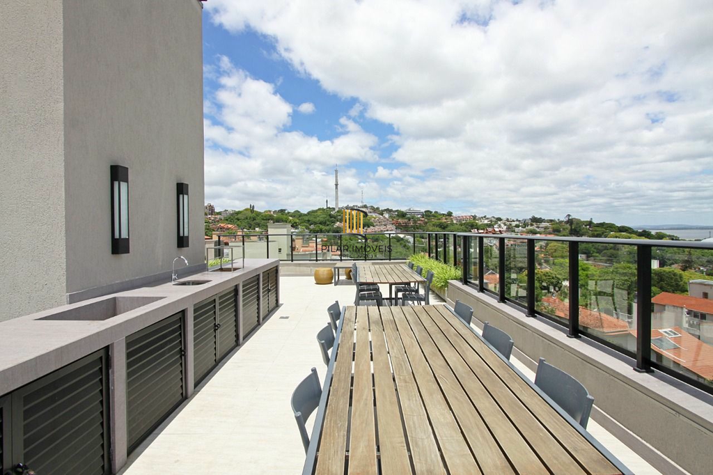 Apartamento 3 dormitórios no bairro Menino Deus