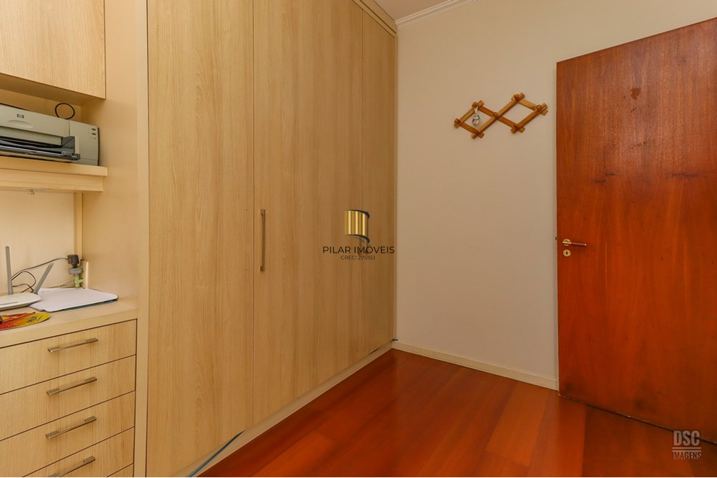 Apartamento 3 dormitórios no bairro Menino Deus