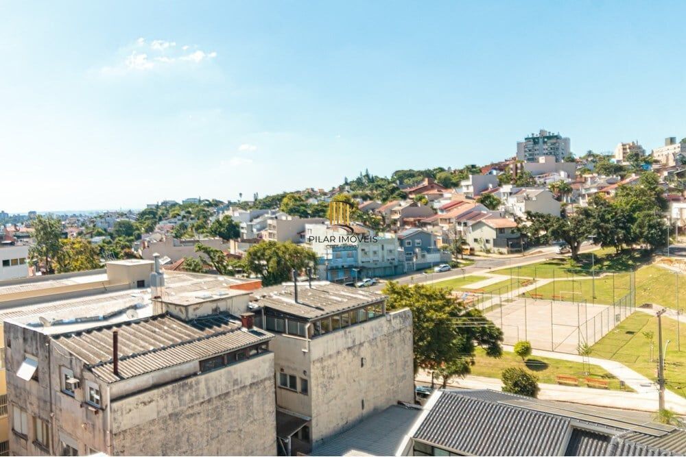 Casa 3 dormitórios no bairro Chácara das Pedras