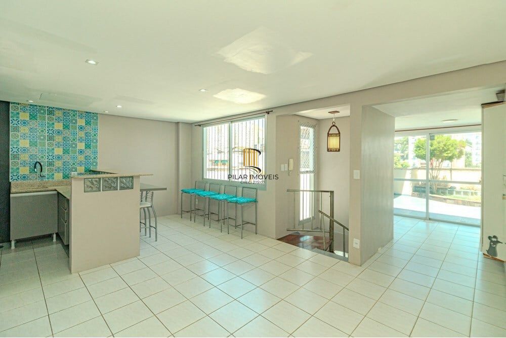 Cobertura 2 dormitórios no bairro Santana