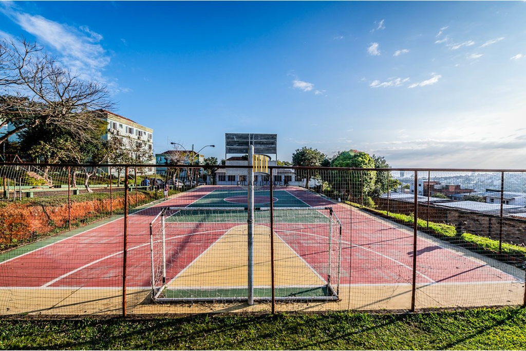Apartamento 4 dormitórios no bairro Cristal