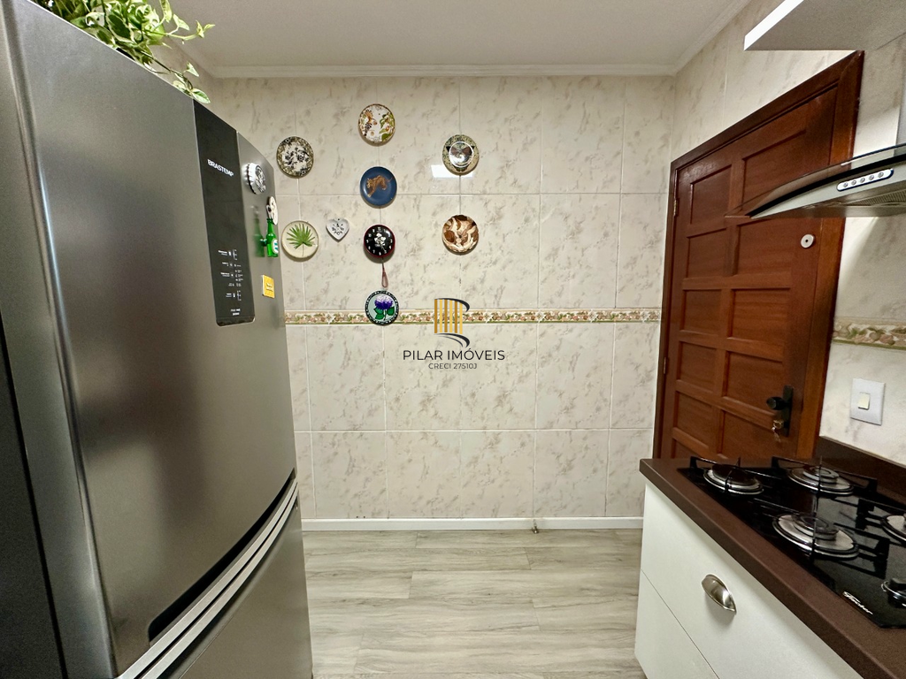 Casa 2 dormitórios no bairro Hípica