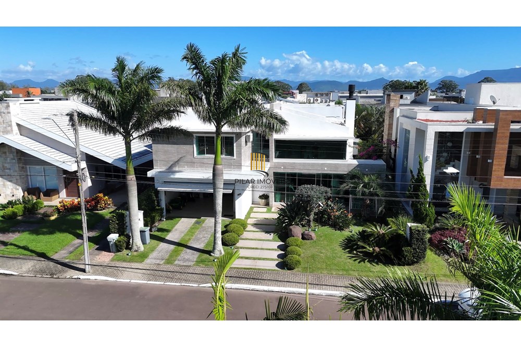 Casa de Condomínio 4 dormitórios no bairro Morada do Sol