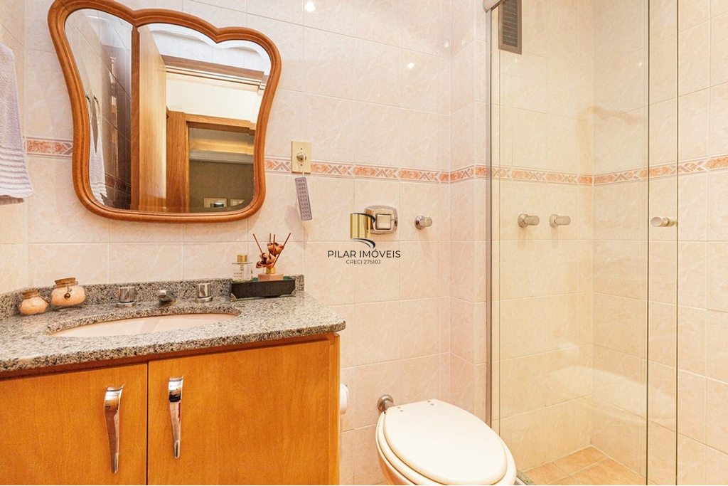 Apartamento 2 dormitórios no bairro Bom Fim