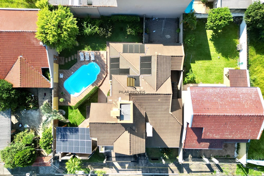 Casa 4 dormitórios no bairro Moinhos de Vento