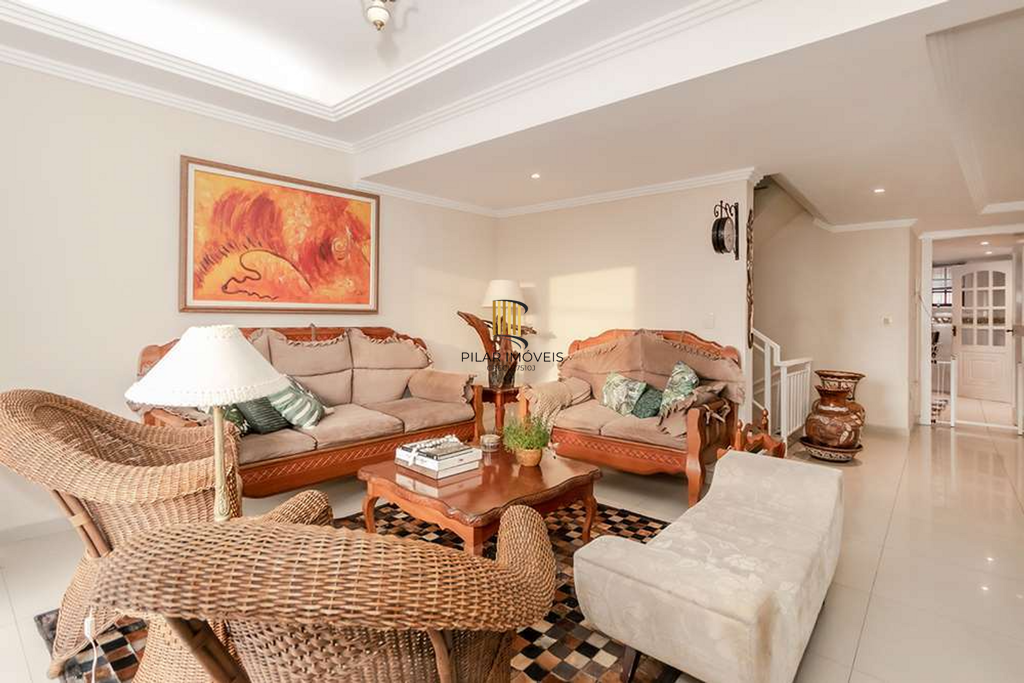 Casa 3 dormitórios no bairro Nonoai