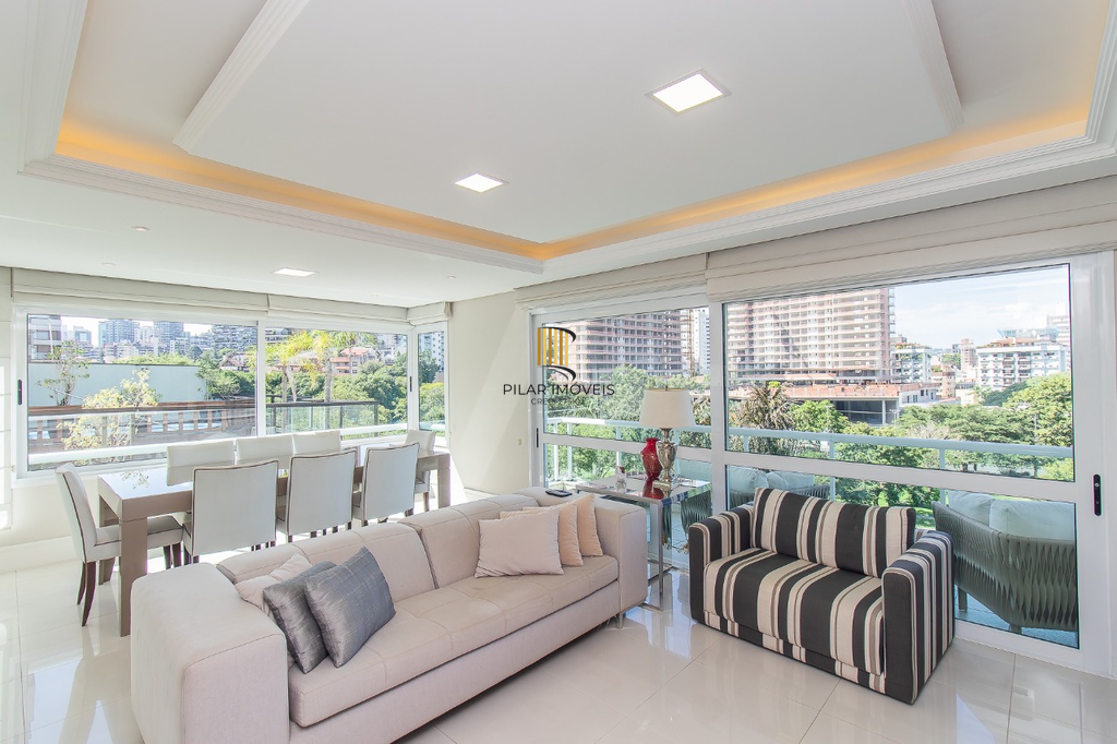 Apartamento 3 dormitórios no bairro Bela Vista