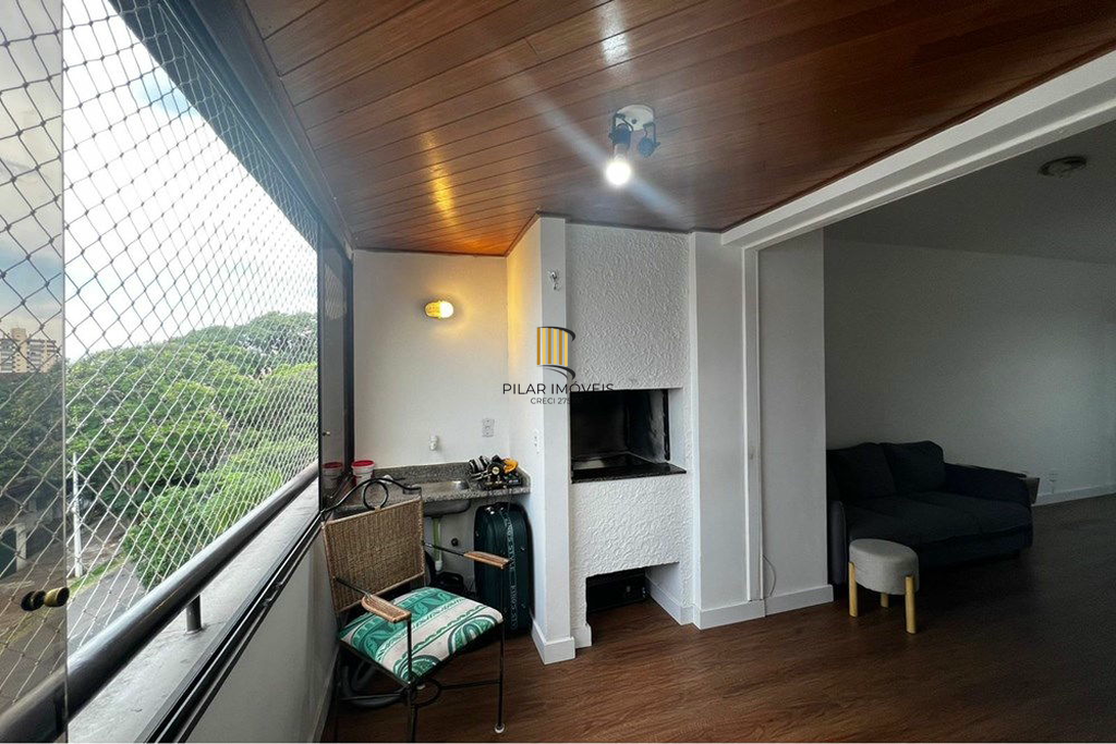 Apartamento 3 dormitórios no bairro Azenha