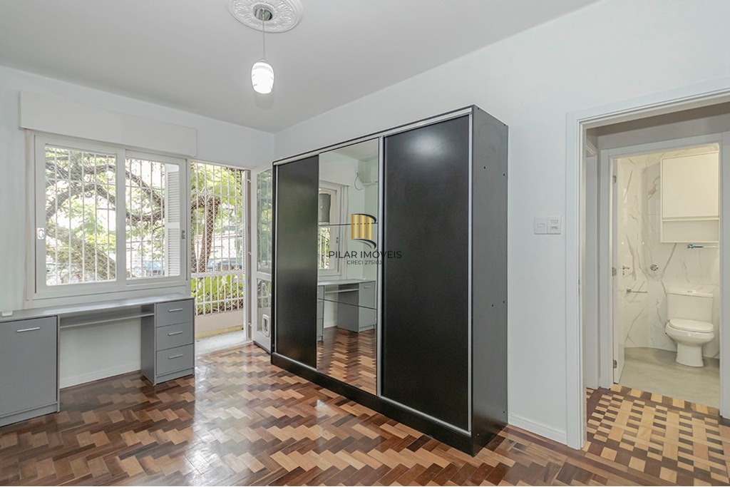 Apartamento 2 dormitórios no bairro Bom Fim
