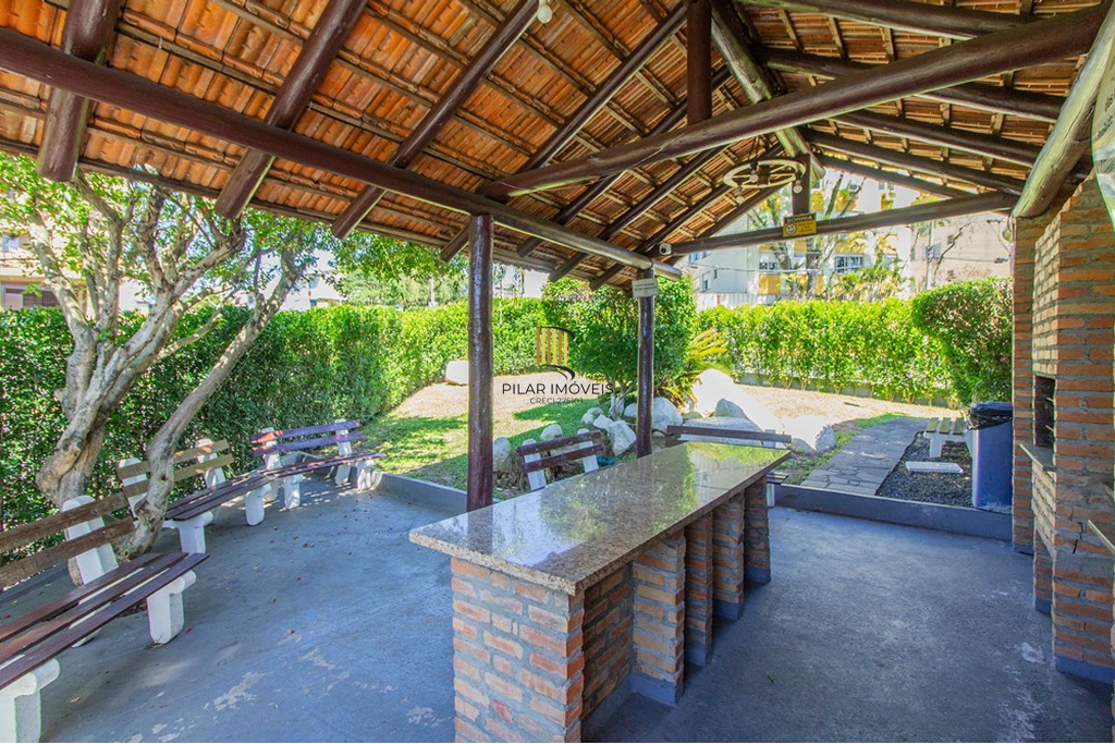 Apartamento 2 dormitórios no bairro Vila Ipiranga