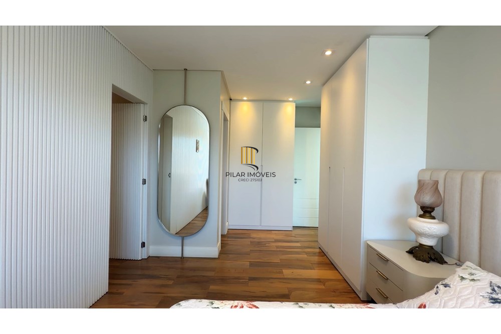 Casa de Condomínio 4 dormitórios no bairro Morada do Sol