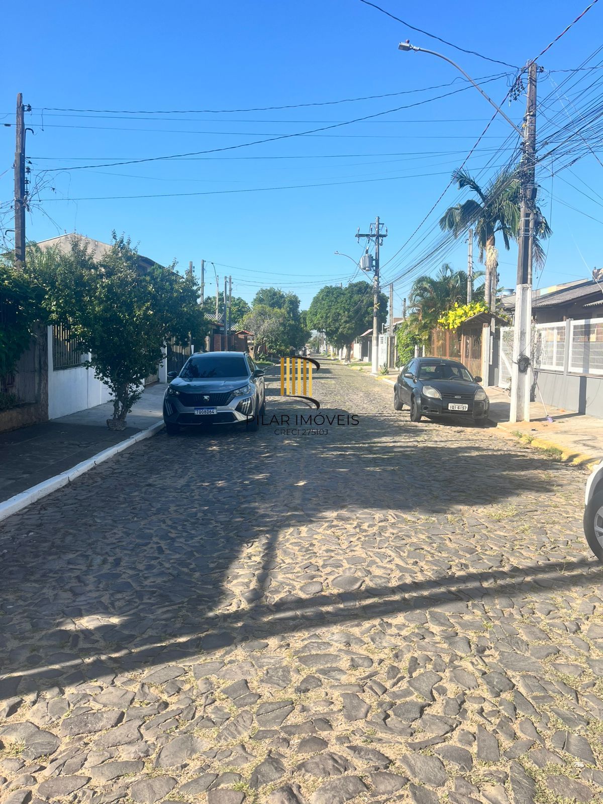 Casa de 2 dormitórios, sendo 1 suíte no Barrio Parque da Matriz, em Cachoeirinha