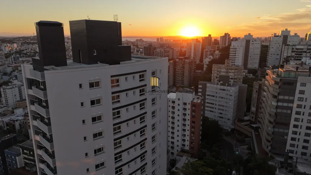 Apartamento 4 dormitórios no bairro Bela Vista