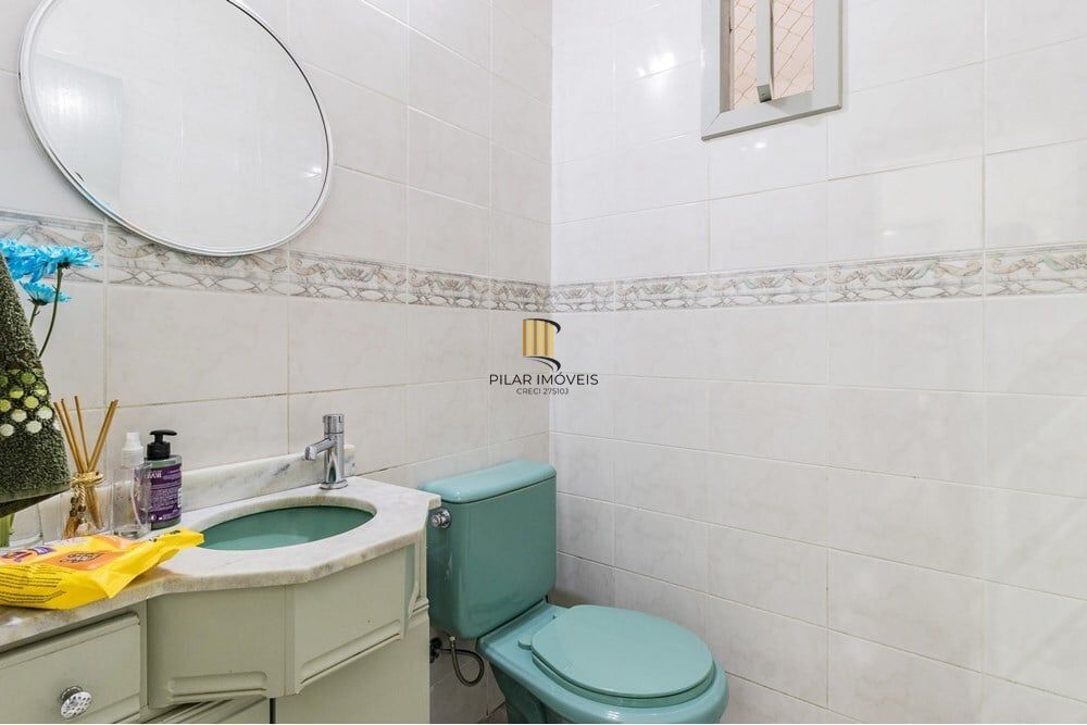 Casa 3 dormitórios no bairro Santana