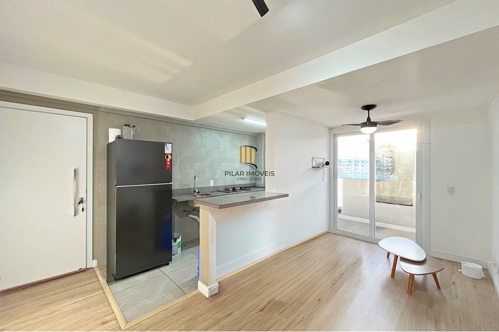 Apartamento 2 dormitórios no bairro Glória