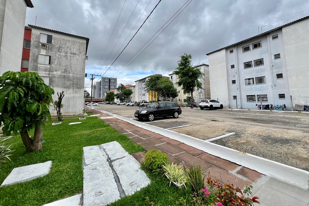 Apartamento 2 dormitórios no bairro Igara